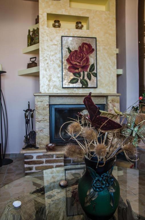 Ferienwohnung Menecrates Rustic - San Matteo Ágios Matthaíos Exterior foto