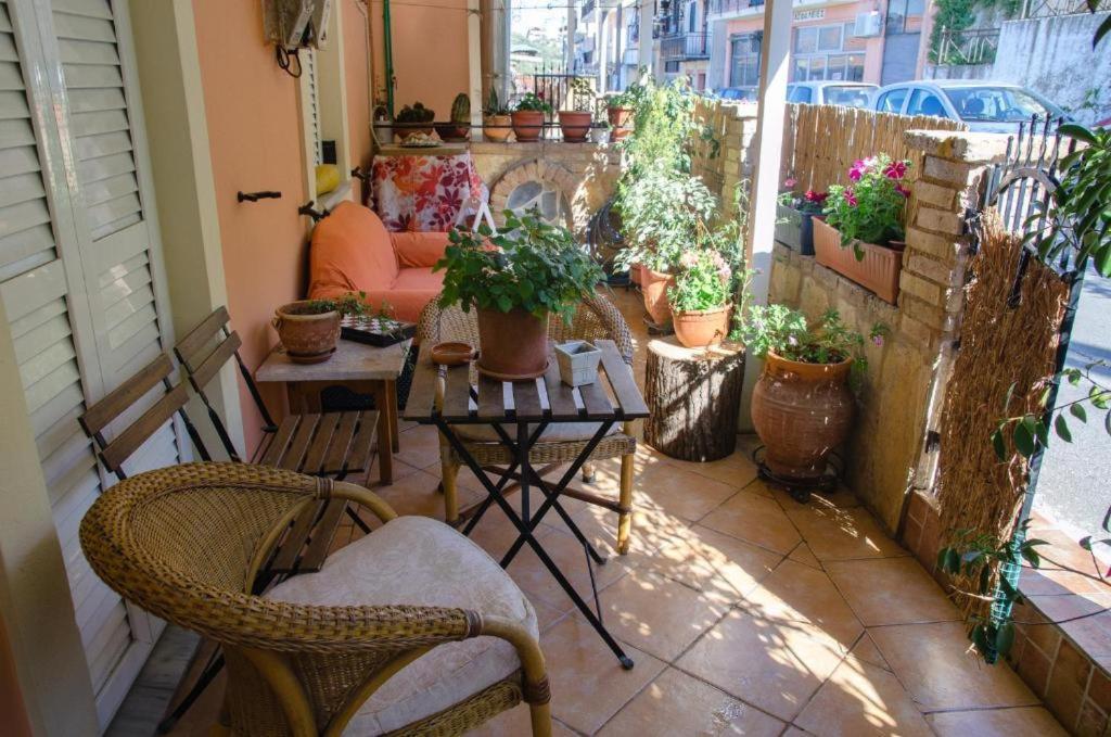 Ferienwohnung Menecrates Rustic - San Matteo Ágios Matthaíos Exterior foto