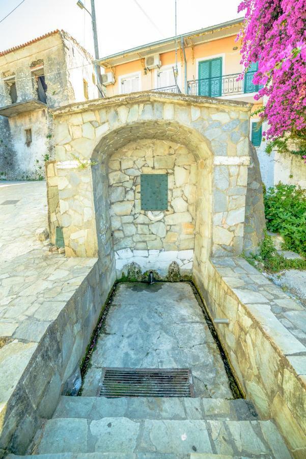 Ferienwohnung Menecrates Rustic - San Matteo Ágios Matthaíos Exterior foto